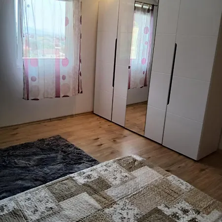 Tatil Evi Ivana Liyubuşka
